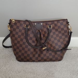 NEVER USED Louis Vuitton damier siena mm